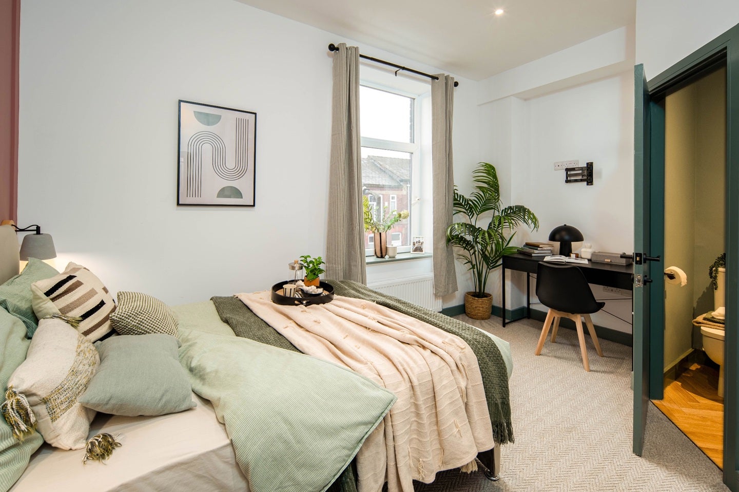 Room Andrew Street in Bury