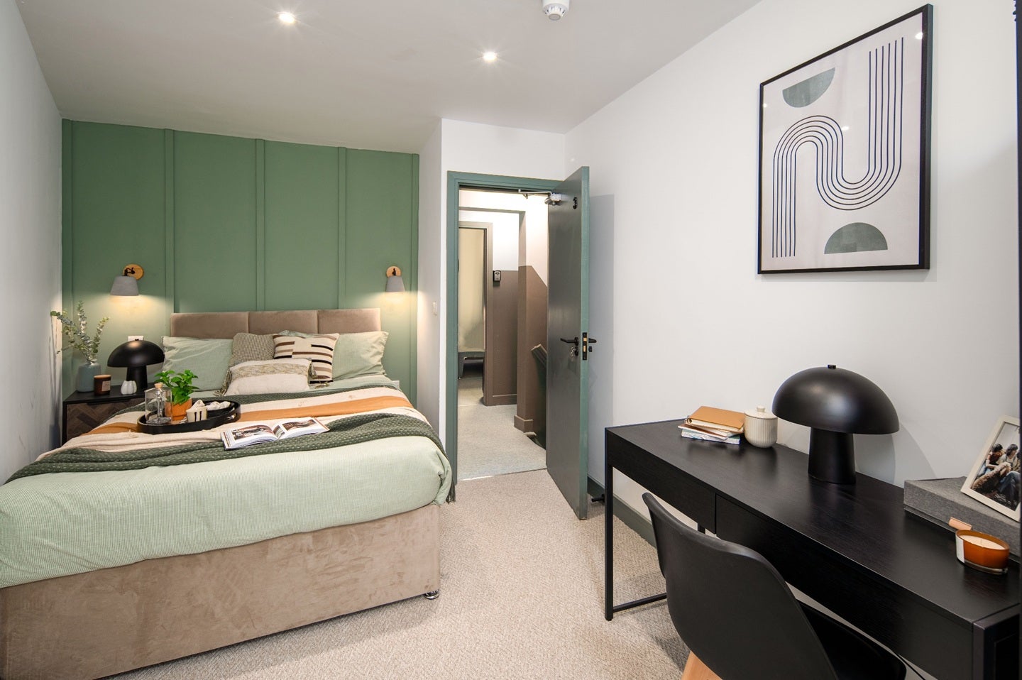 Room Andrew Street in Bury