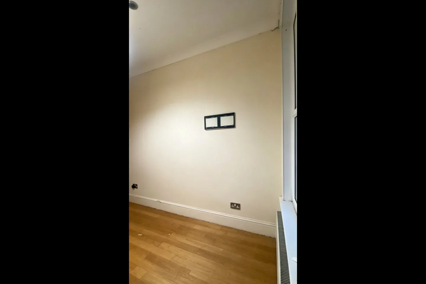 Flat Norfolk Road in Greater London