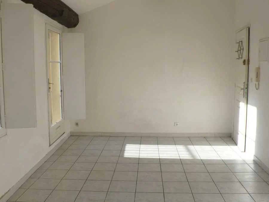 Appartement Rue Du Courtieu à Nîmes
