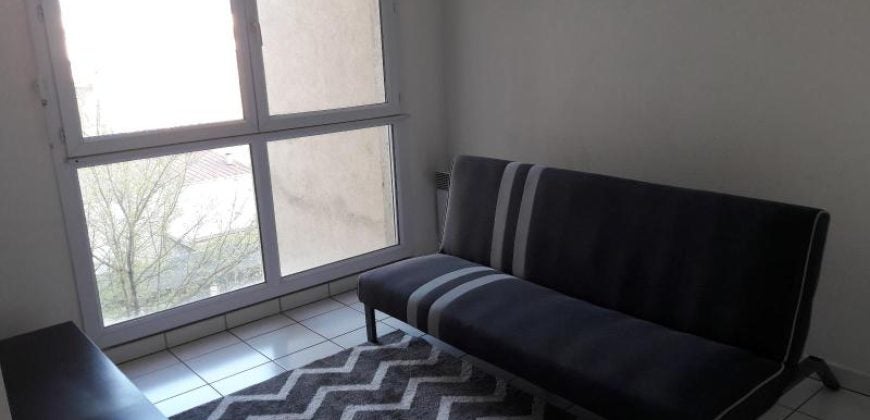 Flat Rue de Longchamp in Villeurbanne