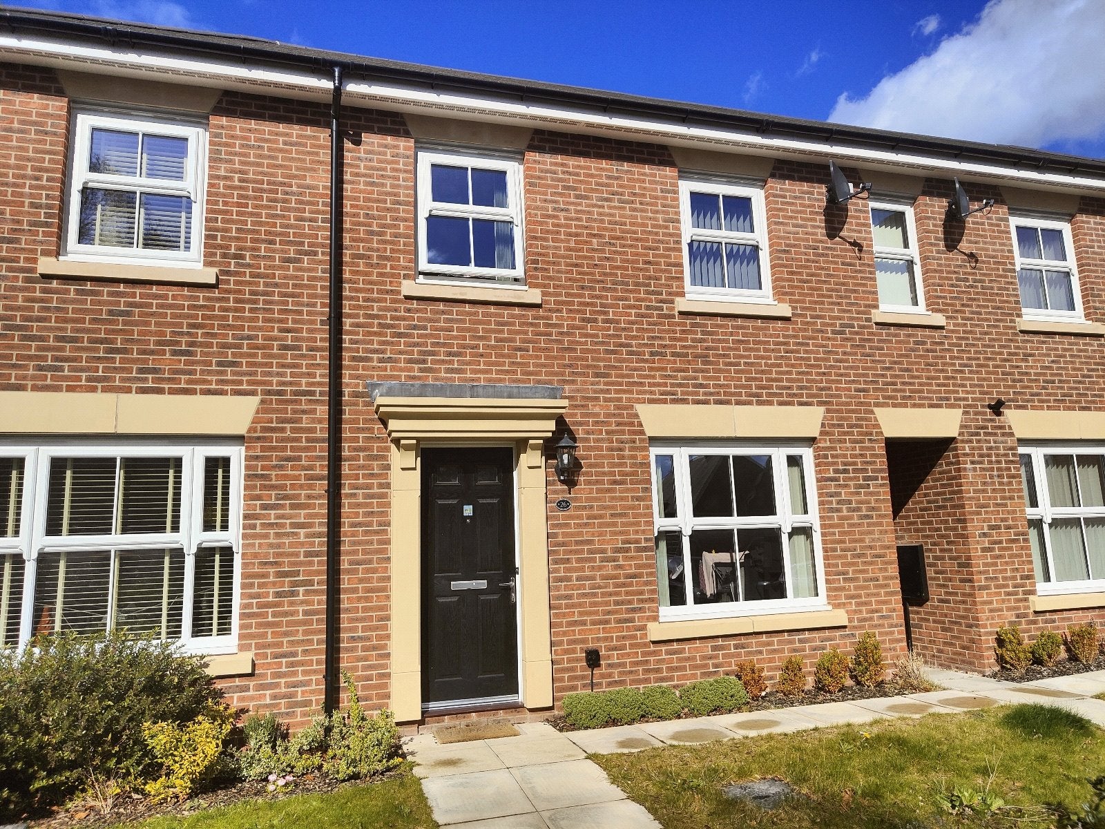 House Radcliffe Court in Wakefield