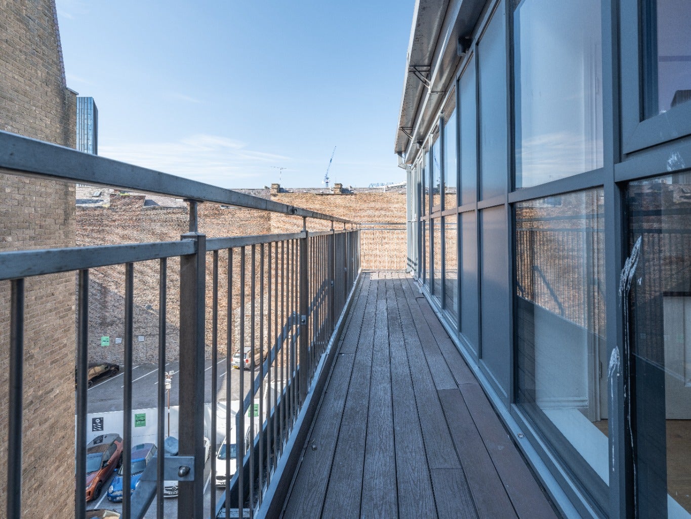Flat Falconars Court in Newcastle upon Tyne