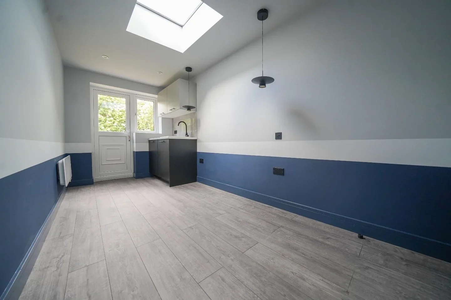 Room Abercorn Way in Greater London