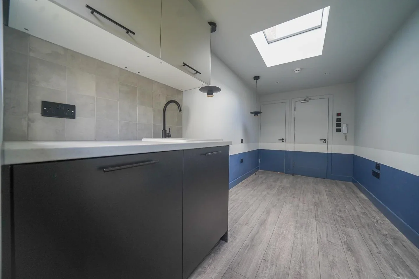 Room Abercorn Way in Greater London