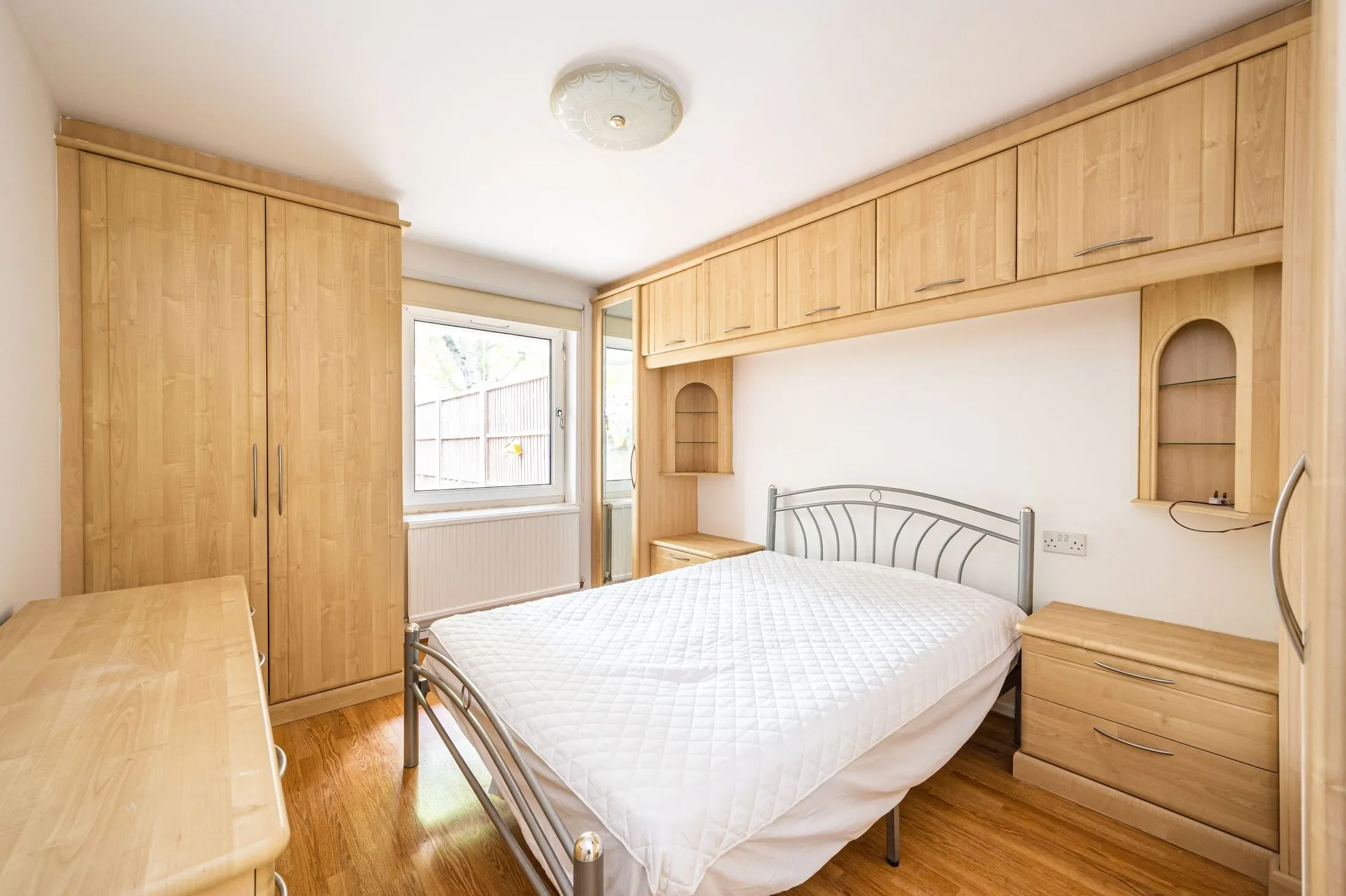 Flat Twyford Street in Greater London