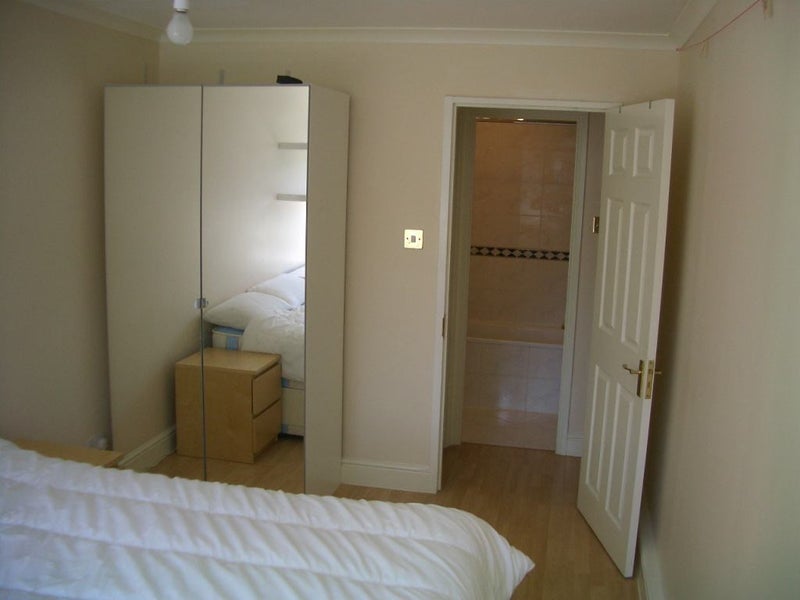 Room Bernhardt Crescent in City of Westminster