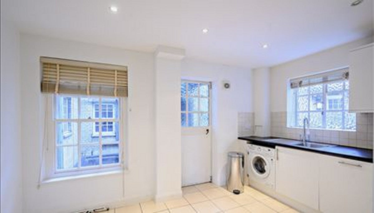 Flat Fulham Road in Greater London