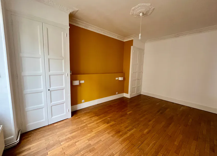 Flat Rue Ornano in Lyon
