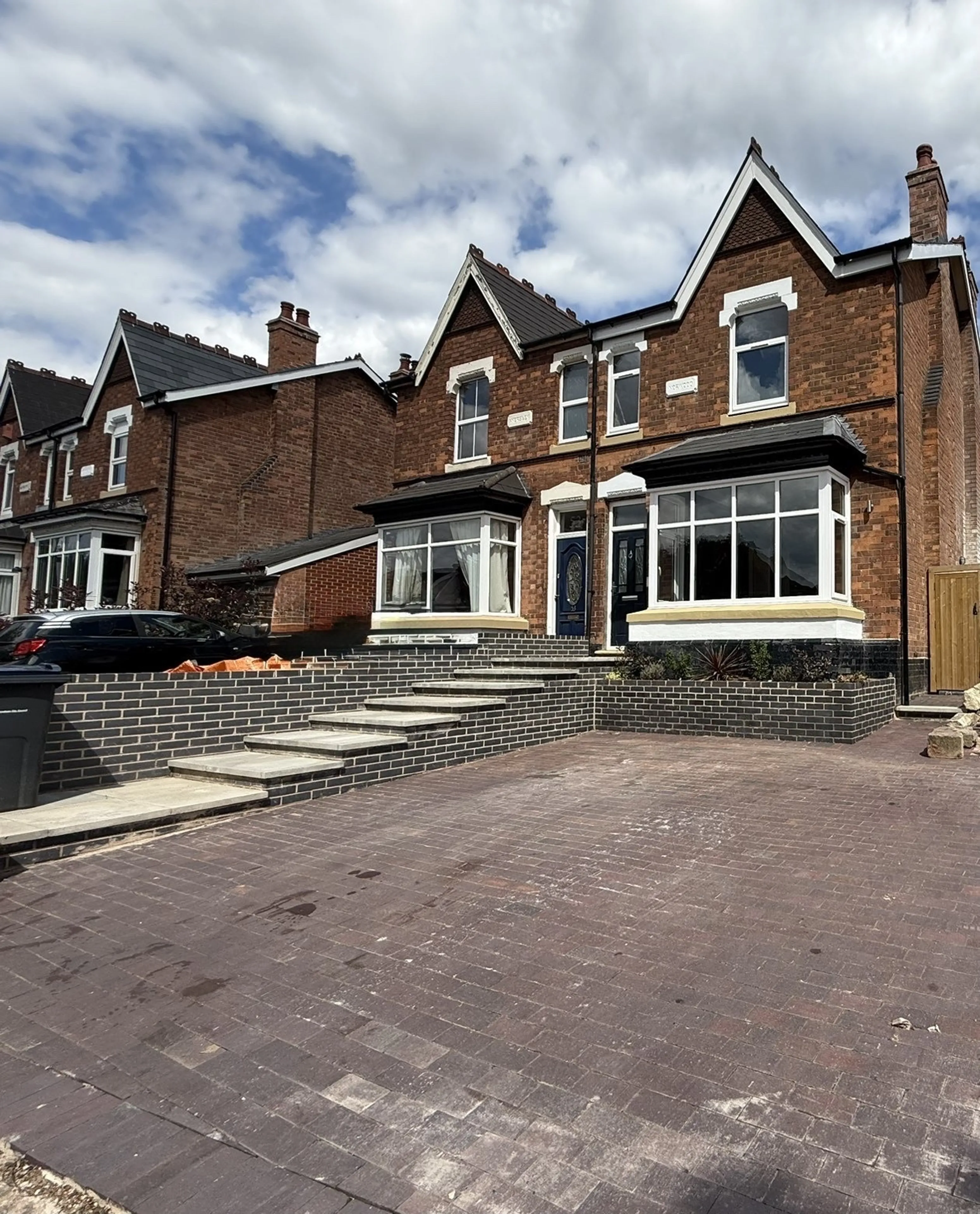 Flat Upper Holland Road in Birmingham