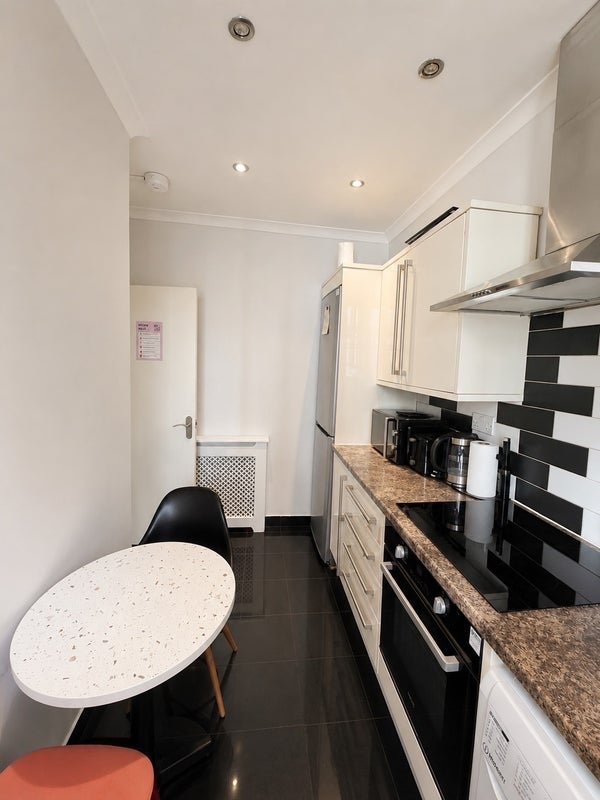 Room Saint Michael's Street in City of Westminster