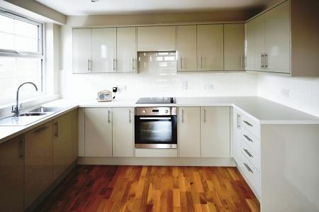 Flat Fretherne Road in Welwyn Hatfield