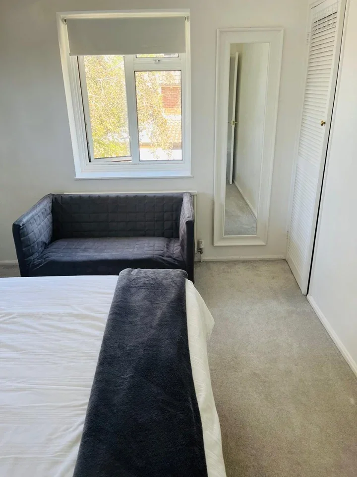 Room Tudor Way in East Hertfordshire