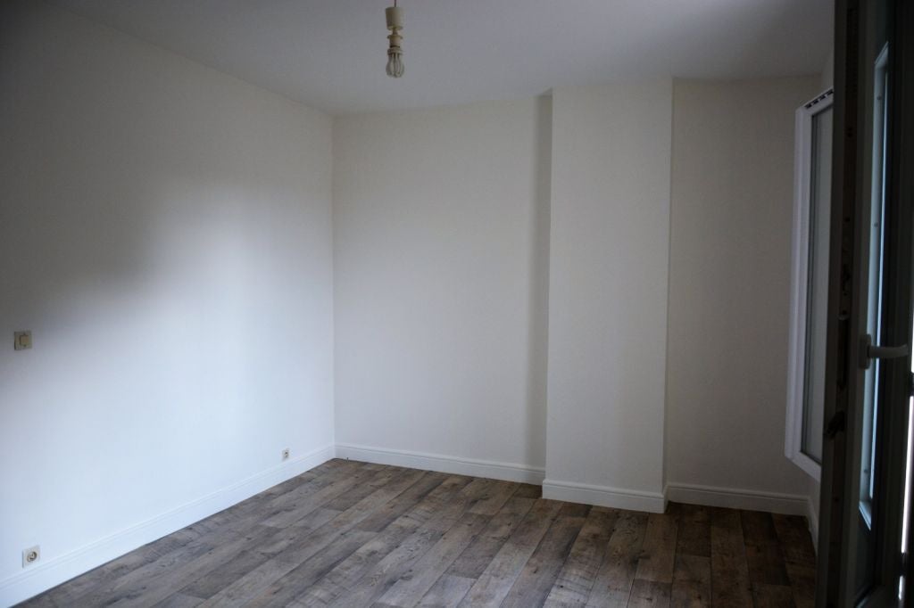House Rue Marie Curie in Camaret-sur-Aigues
