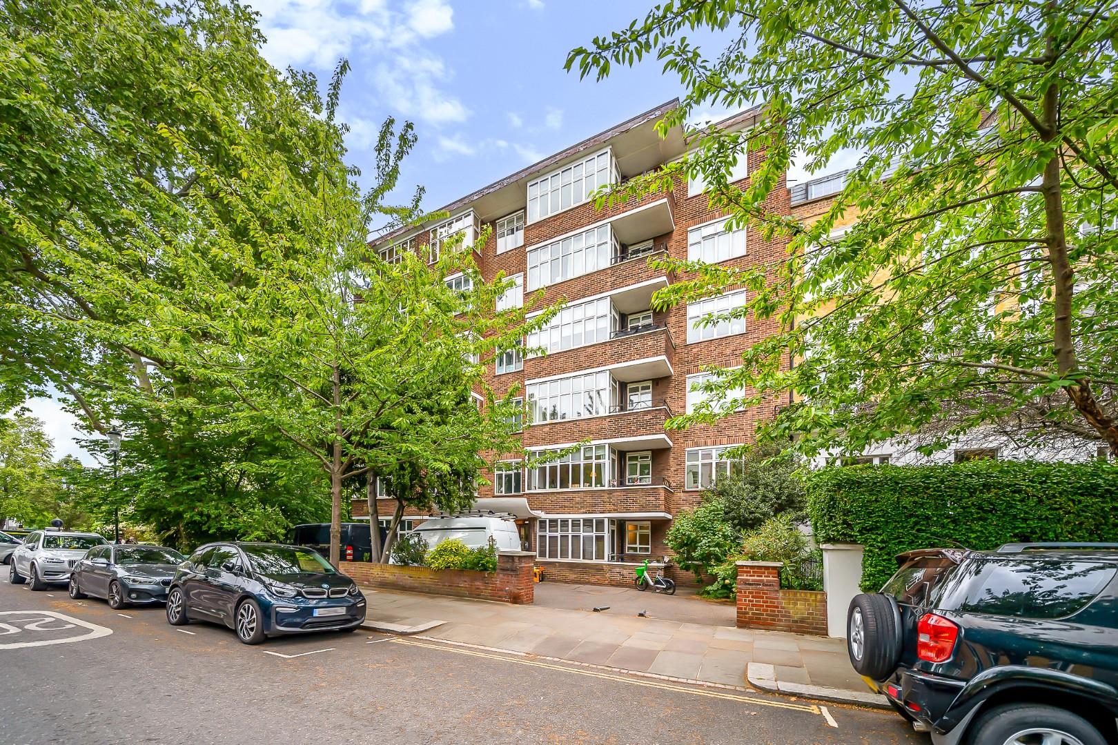 Flat Chepstow Villas in Greater London