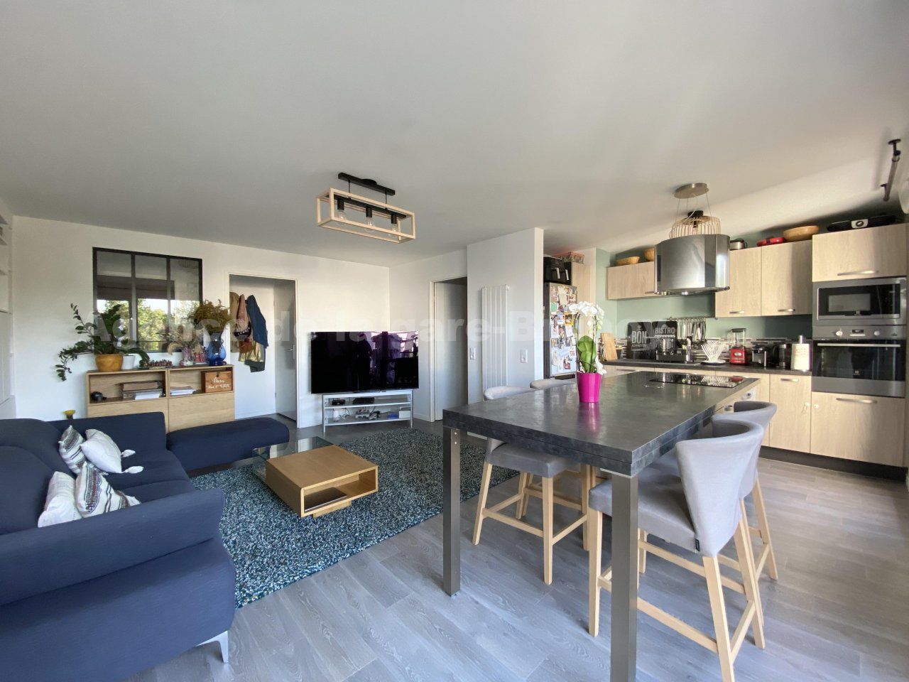 Flat Rue de la Gare in Brunoy