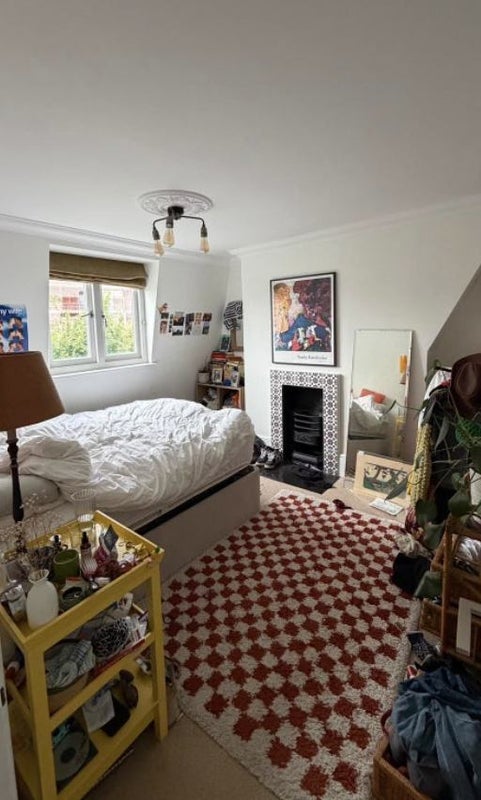 Room Tomlin's Grove in Greater London