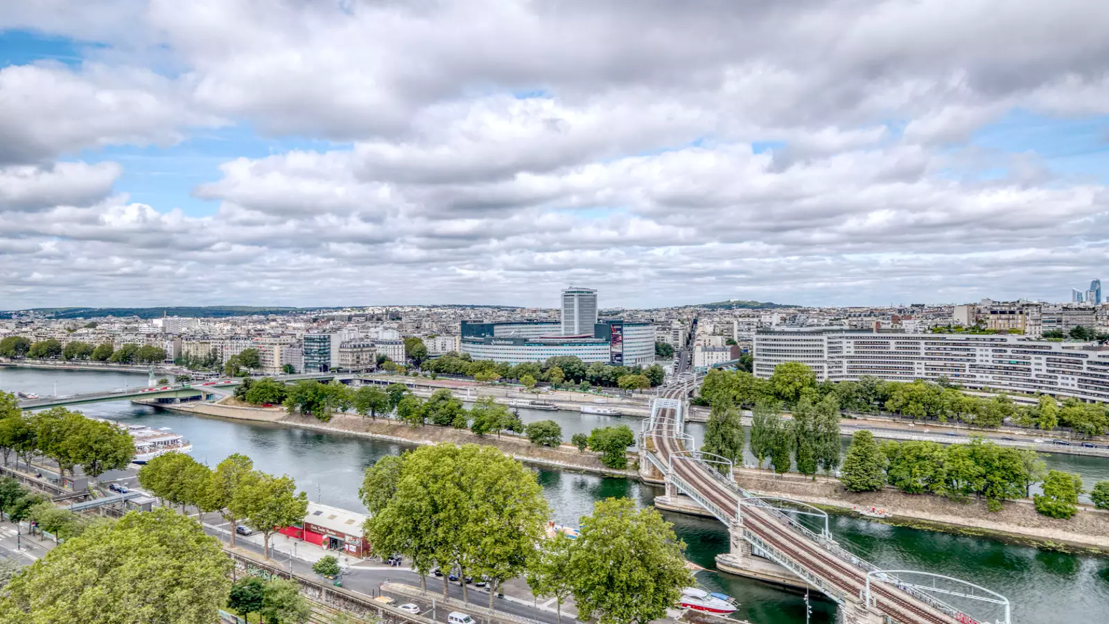 Appartement Place de Brazzaville à Paris