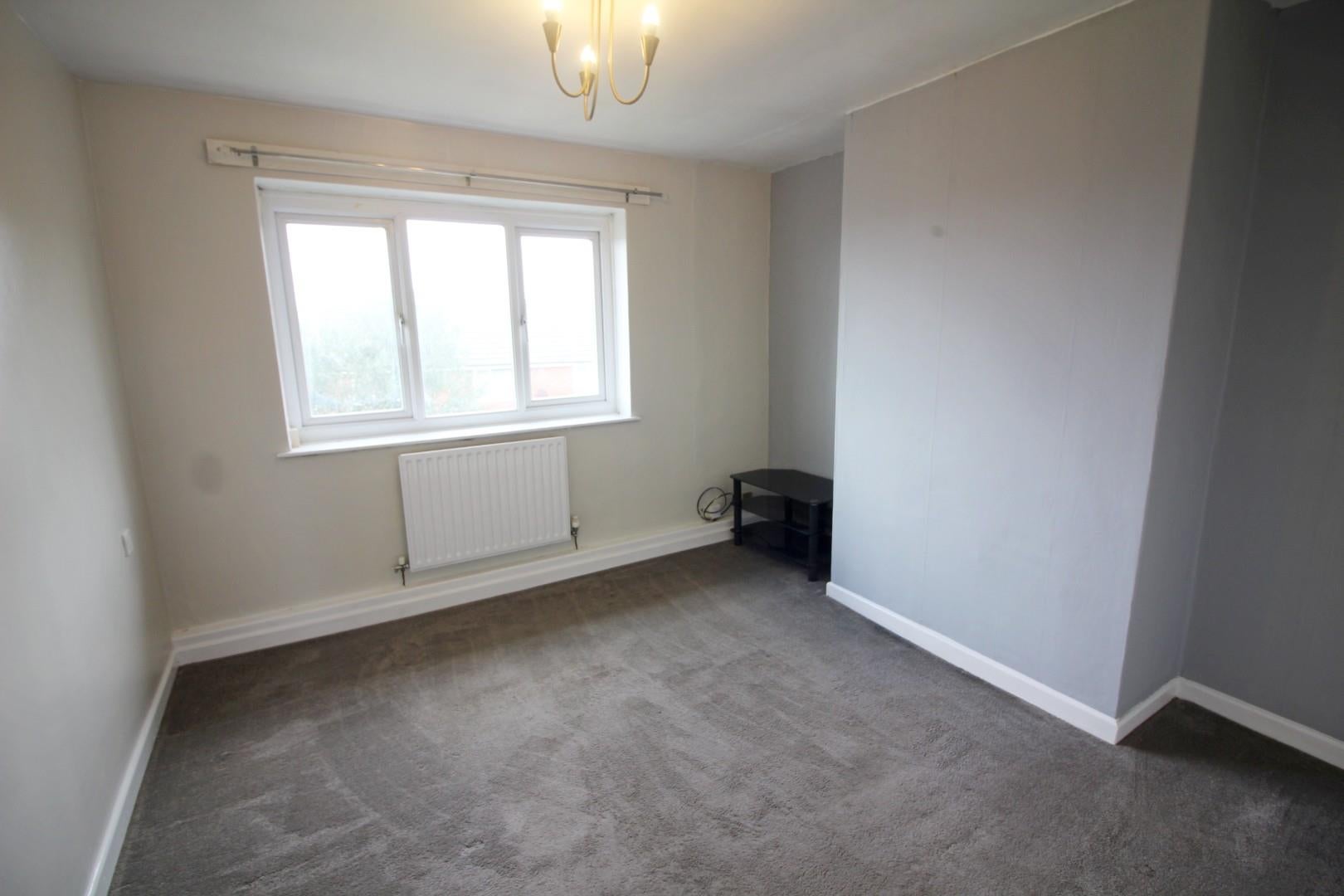 Flat Walmersley Old Road in Bury