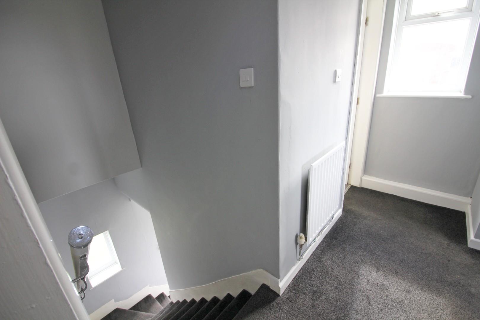 Flat Walmersley Old Road in Bury