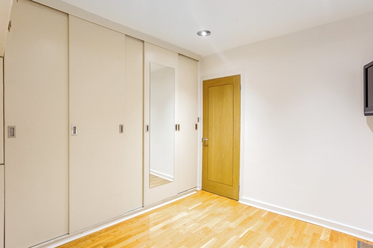 Flat Drayton Gardens in Greater London