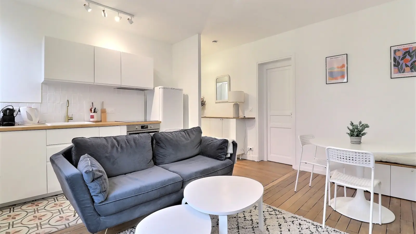 Flat Rue Planchat in Paris