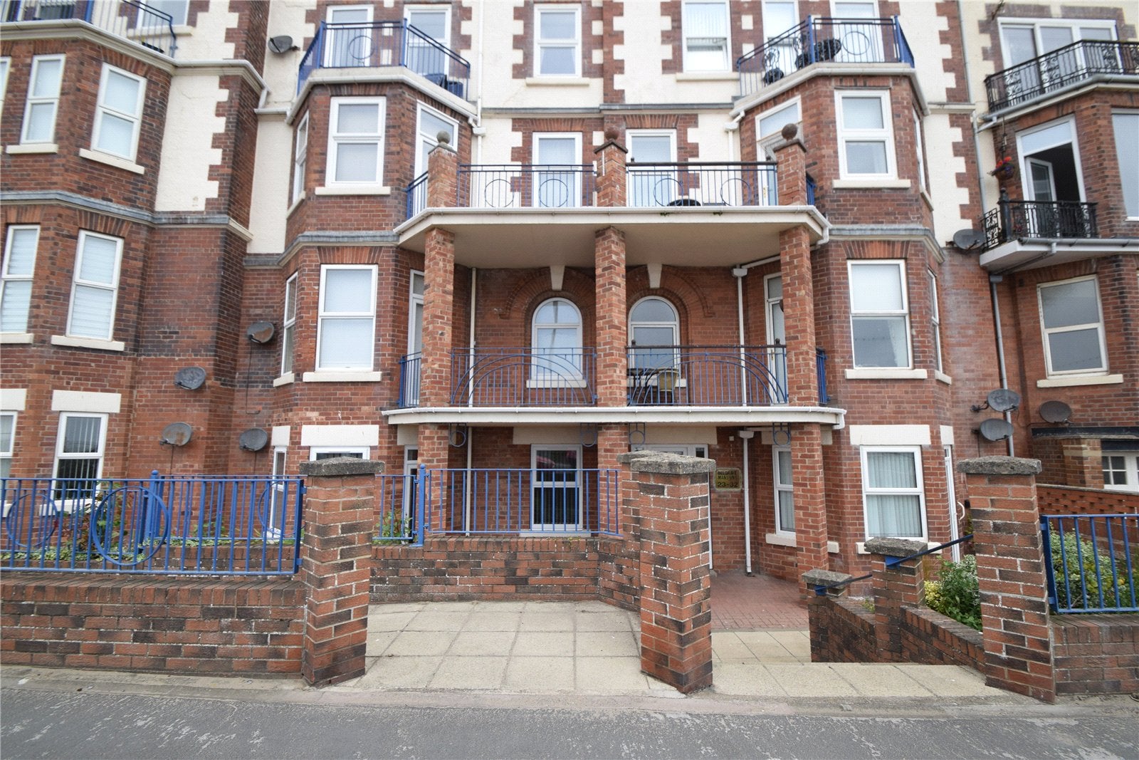 Flat South Marine Drive in Bridlington