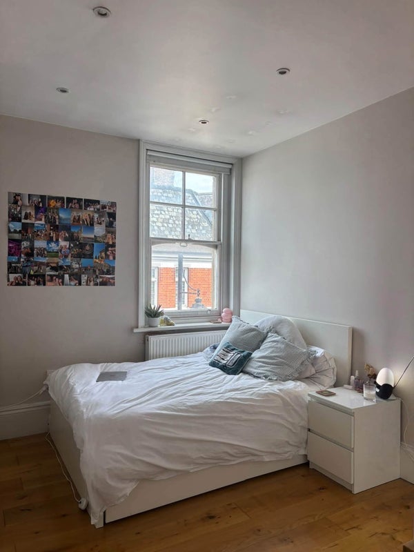 Room Brixton Road in Greater London