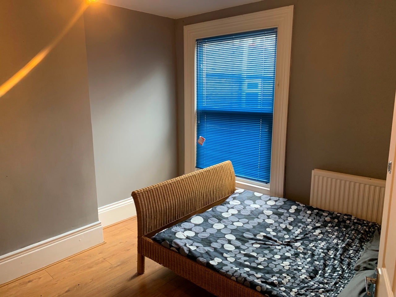 Room Westland Road in Watford
