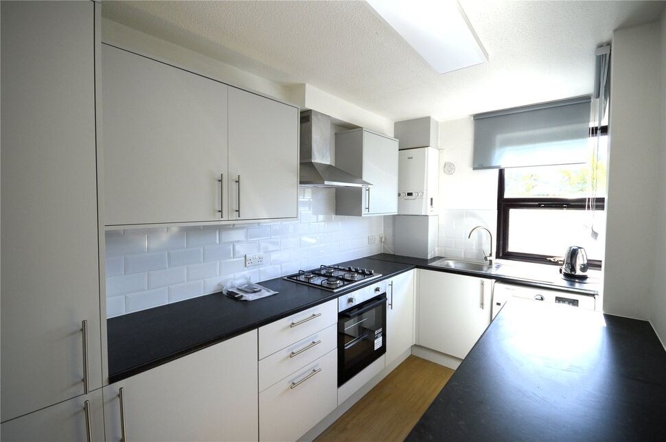 Flat Glenbuck Road in Greater London