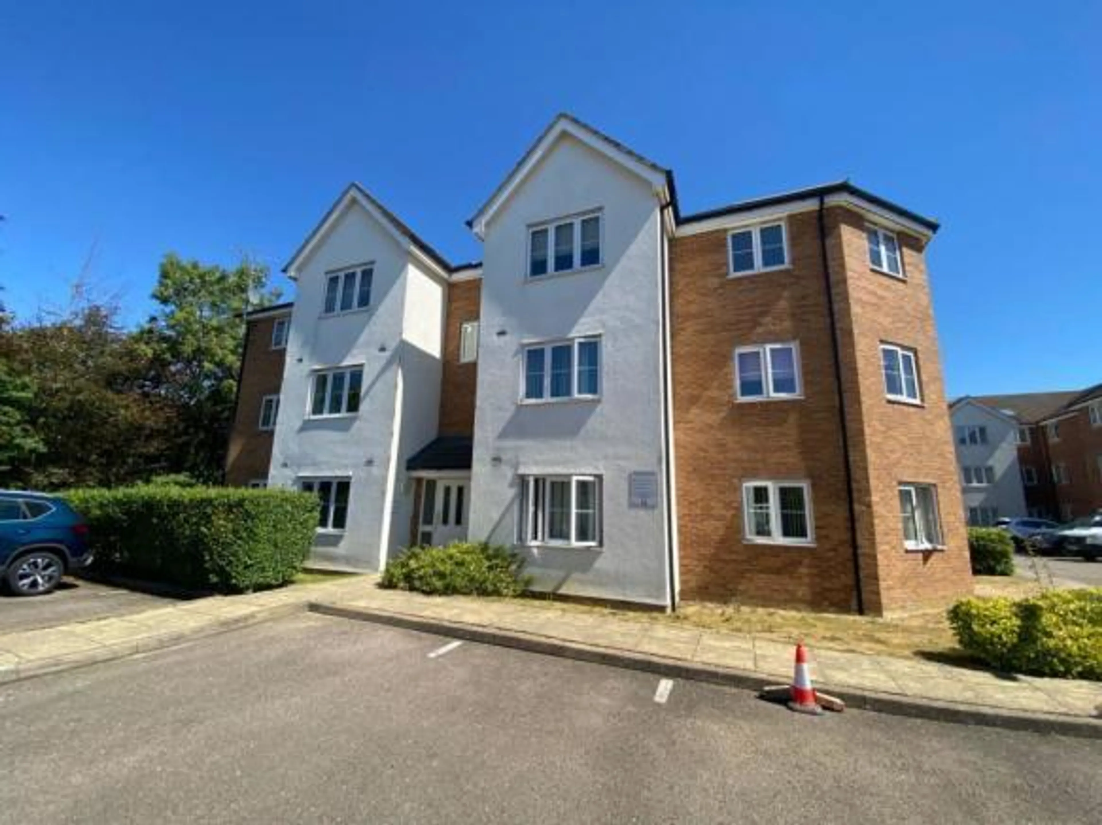 Flat Gregory Gardens in Northampton