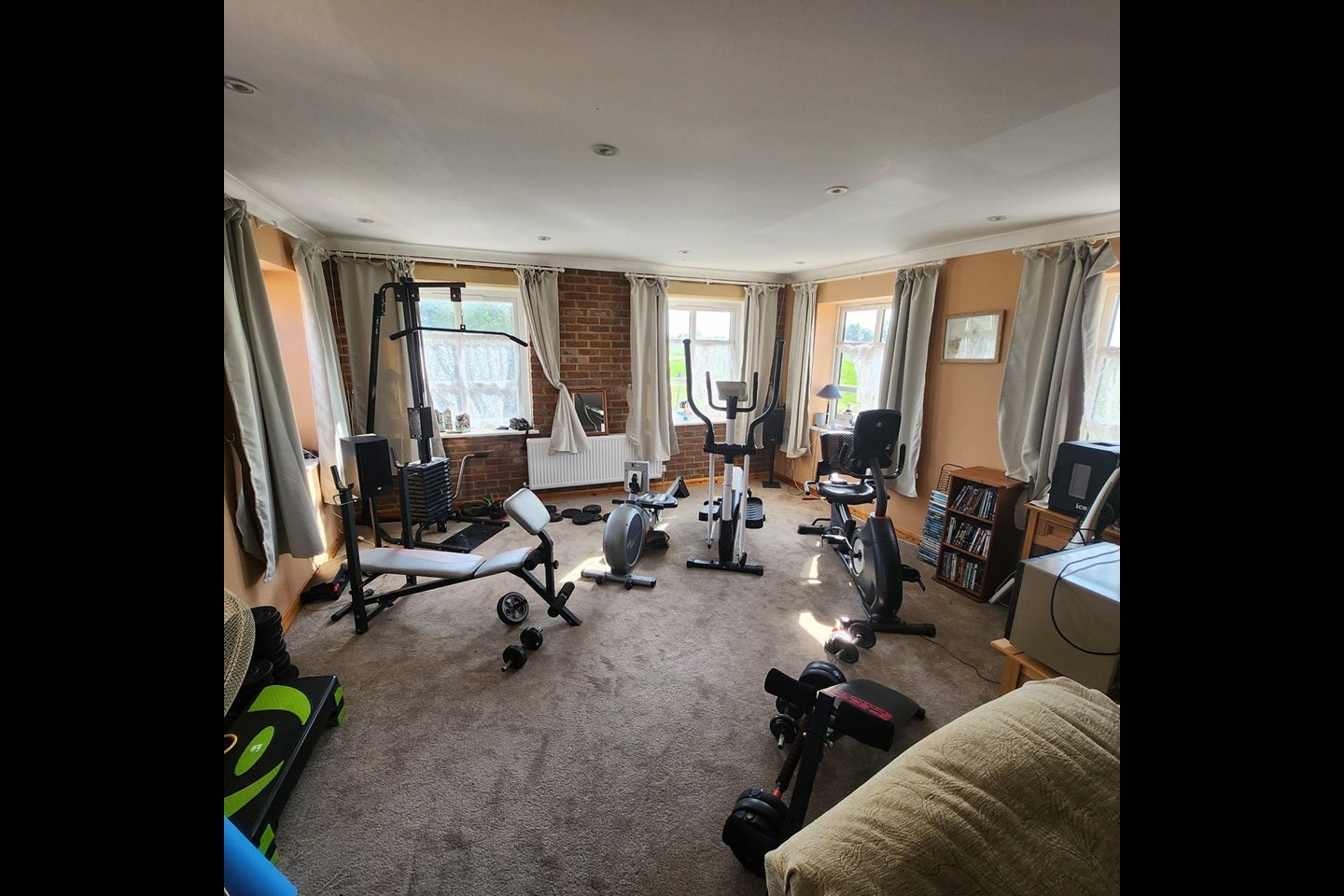 Room Upwell Road in Fenland District