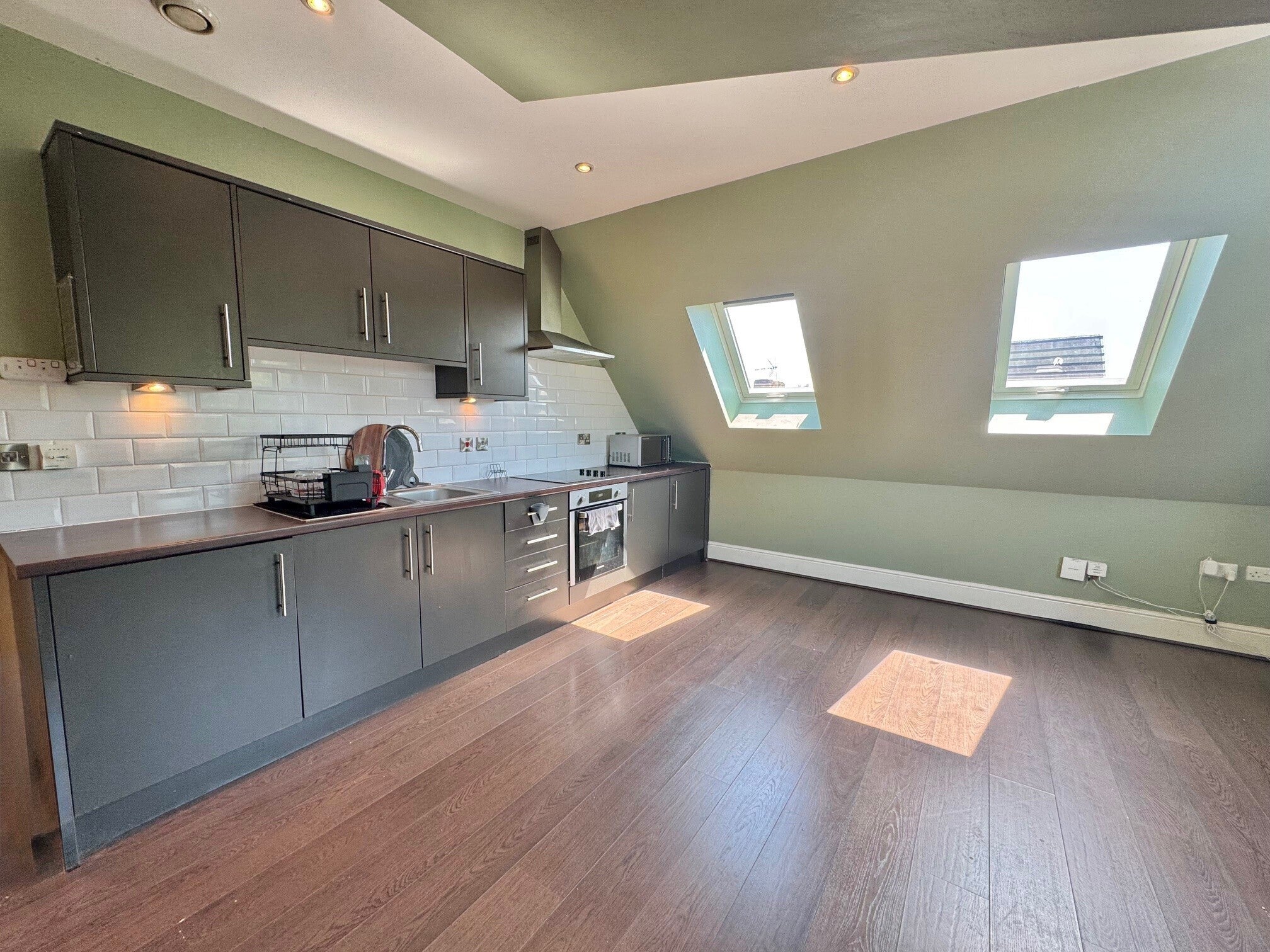 Flat Courtland Road in Liverpool