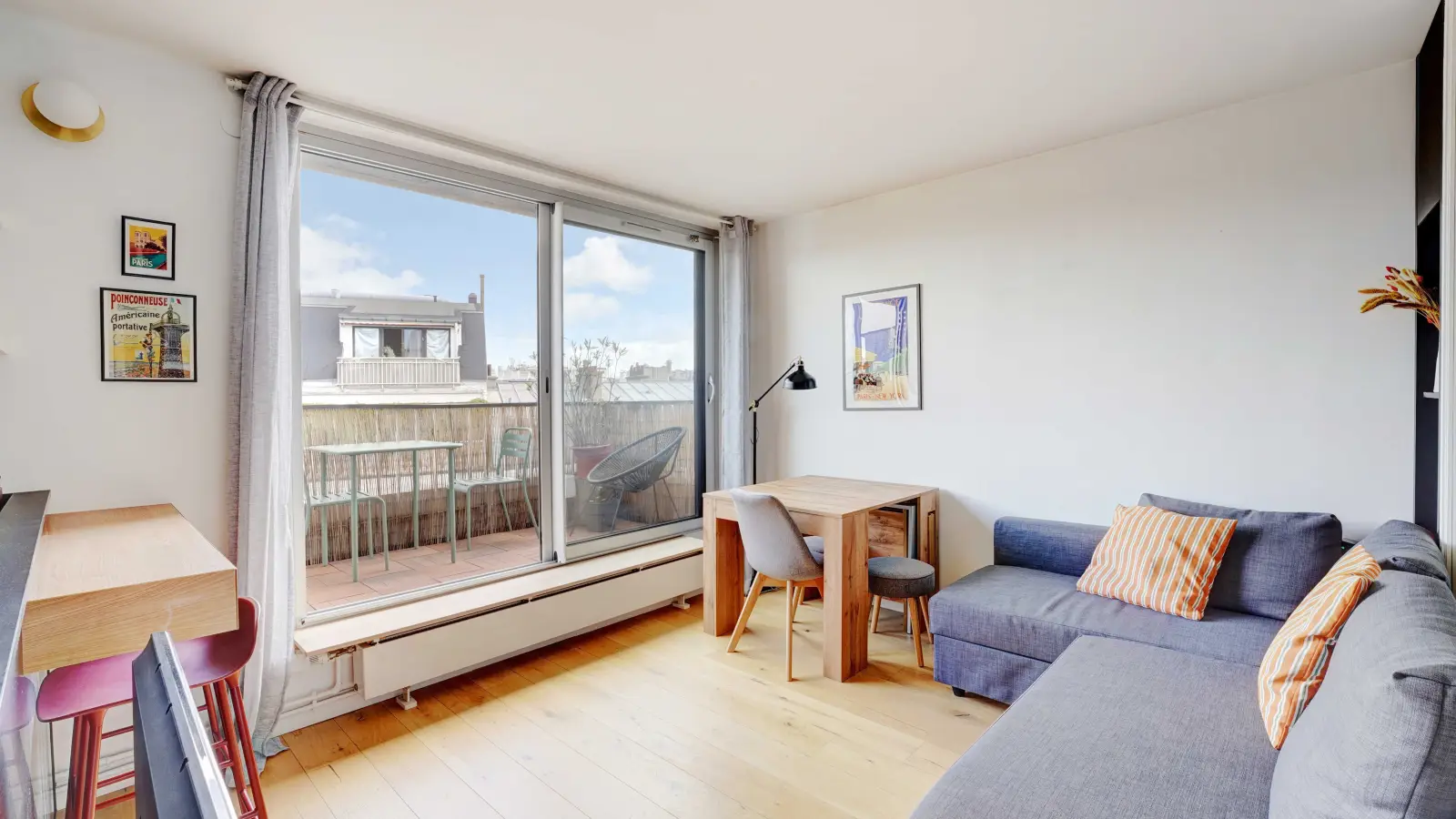Flat Rue Jules Vallès in Paris