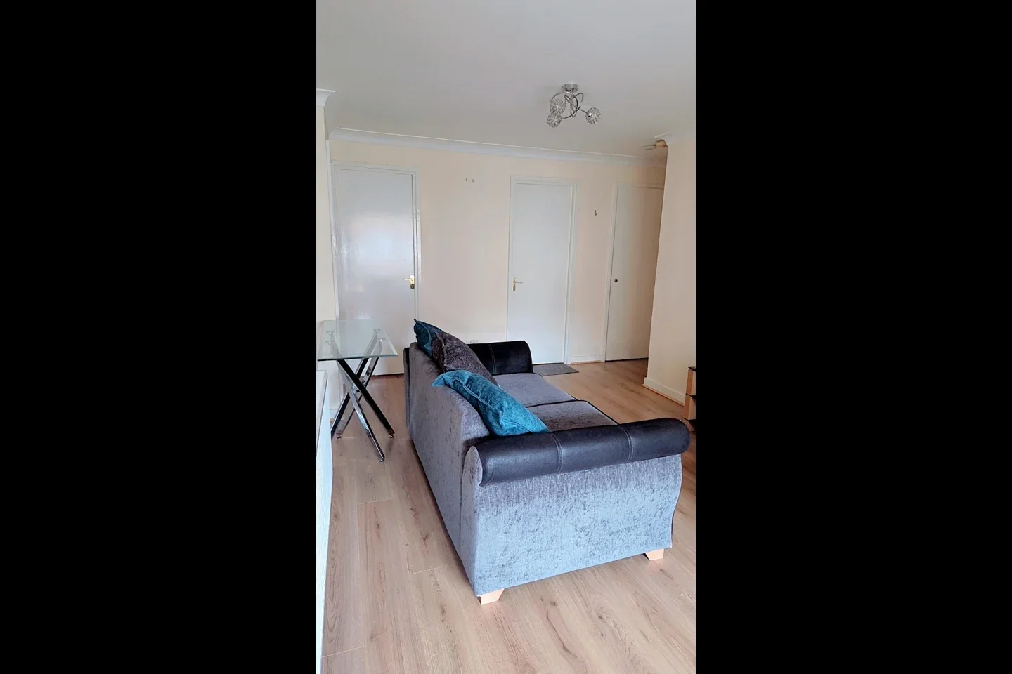 Flat Beechwood Grove in Greater London