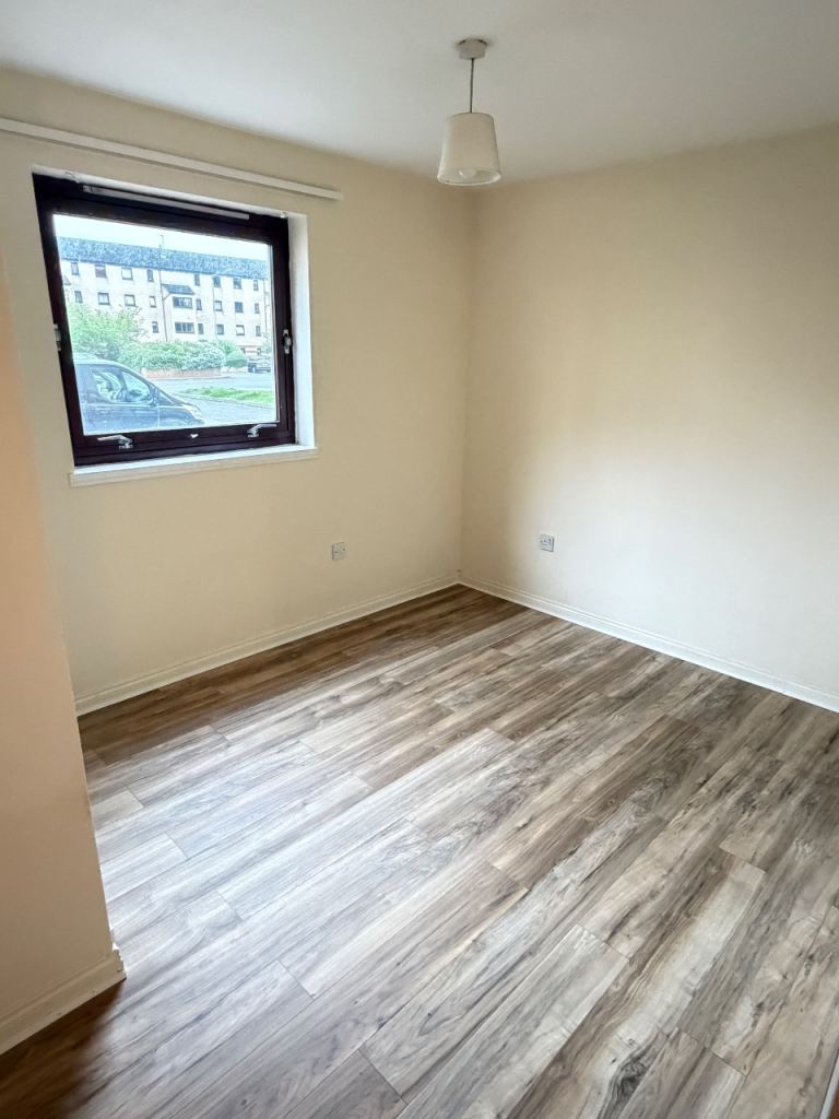 Flat Bilsland Drive in Glasgow
