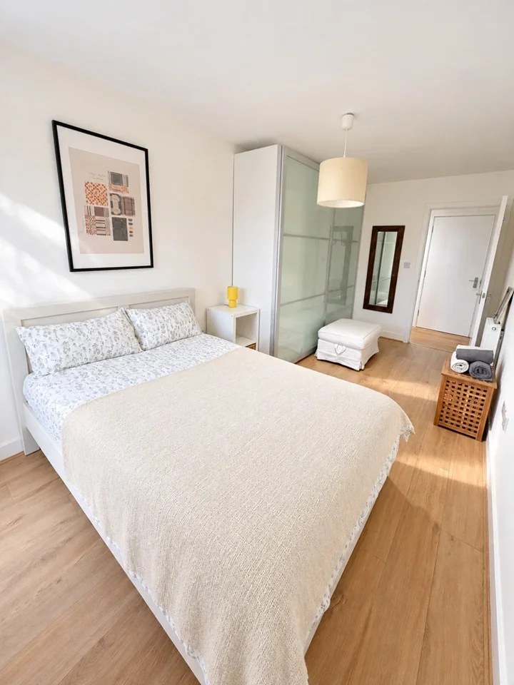 Room Katherine Close in Greater London
