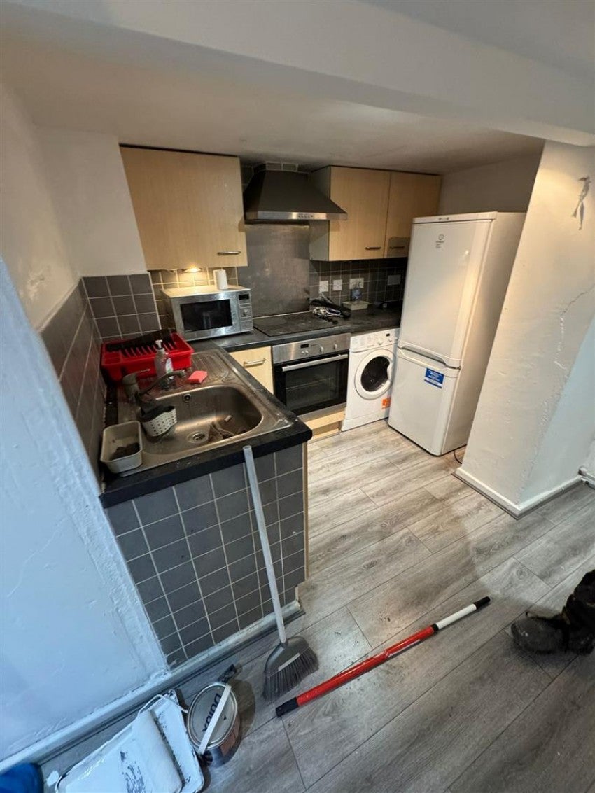 Flat Grenville Street in Cheadle