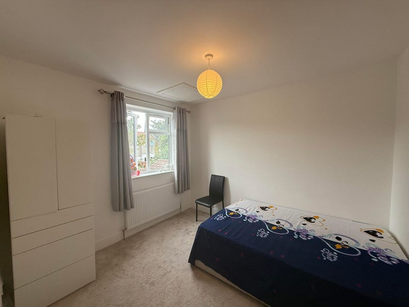 Room Suffolk Street in Greater London