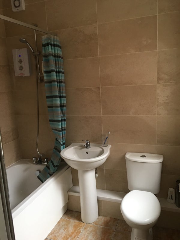 Room Reginald Mount in Leeds