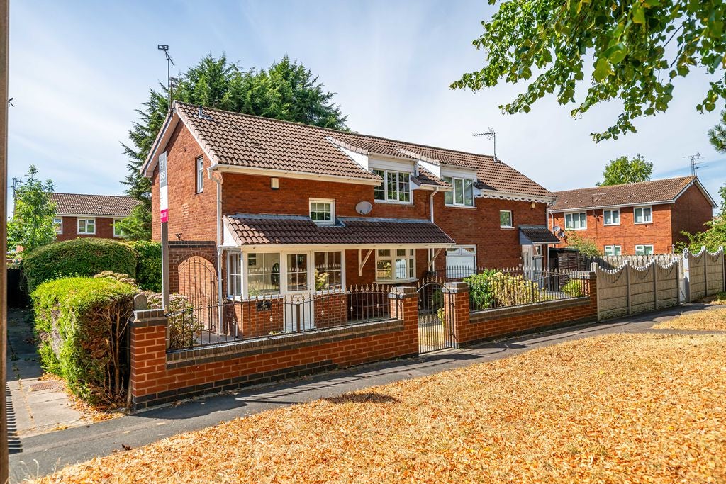 House Hambledon Close in Wolverhampton