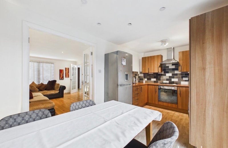 Room Bressay Grove in Glasgow