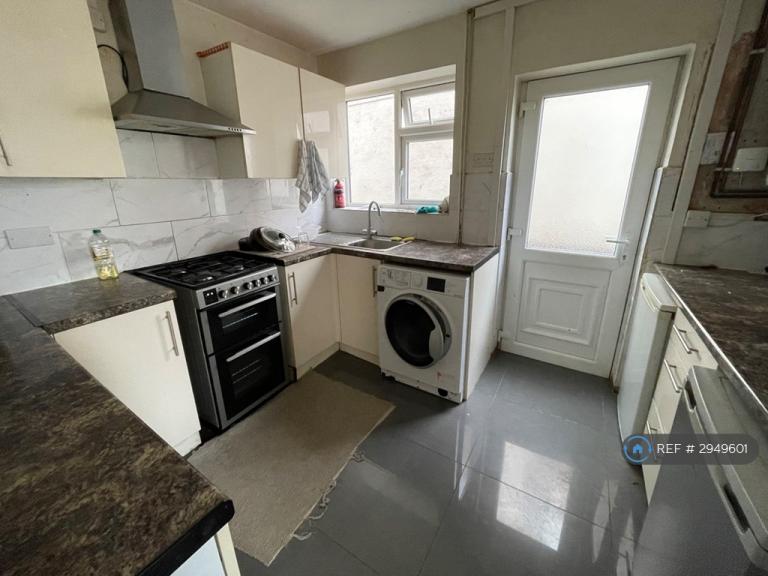 Room Rydal Avenue in Charnwood