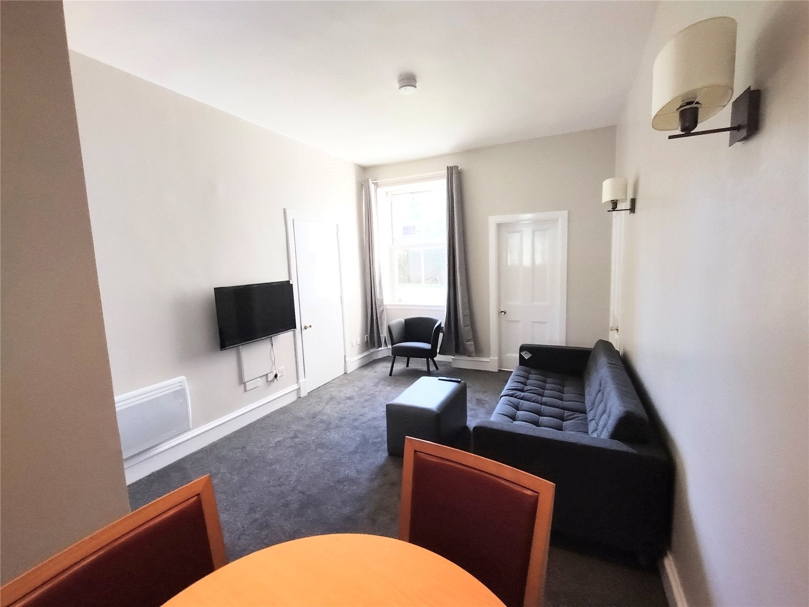 Flat Whitehall Place in Aberdeen City