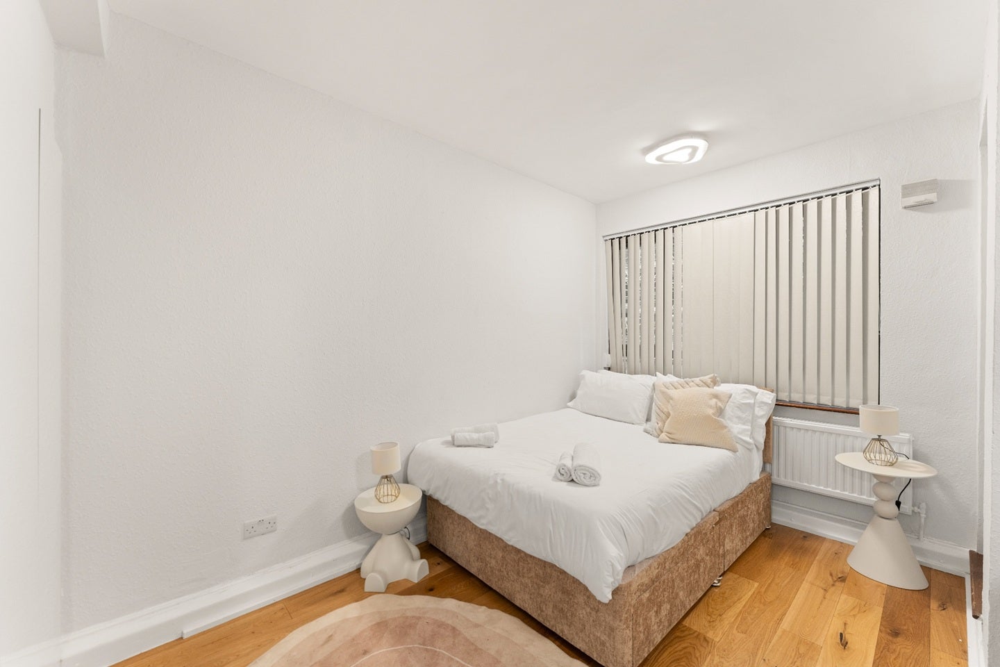 Flat Birkenhead Street in Greater London