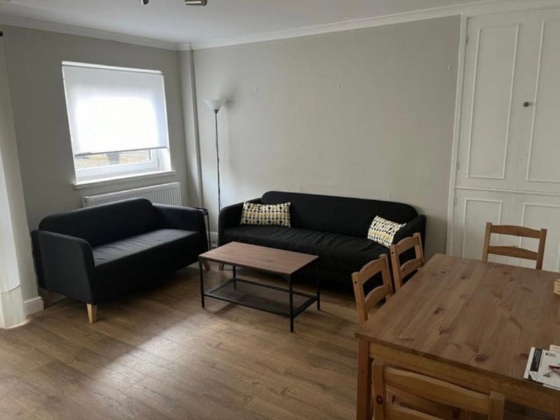 Room Abbey Street in Greater London