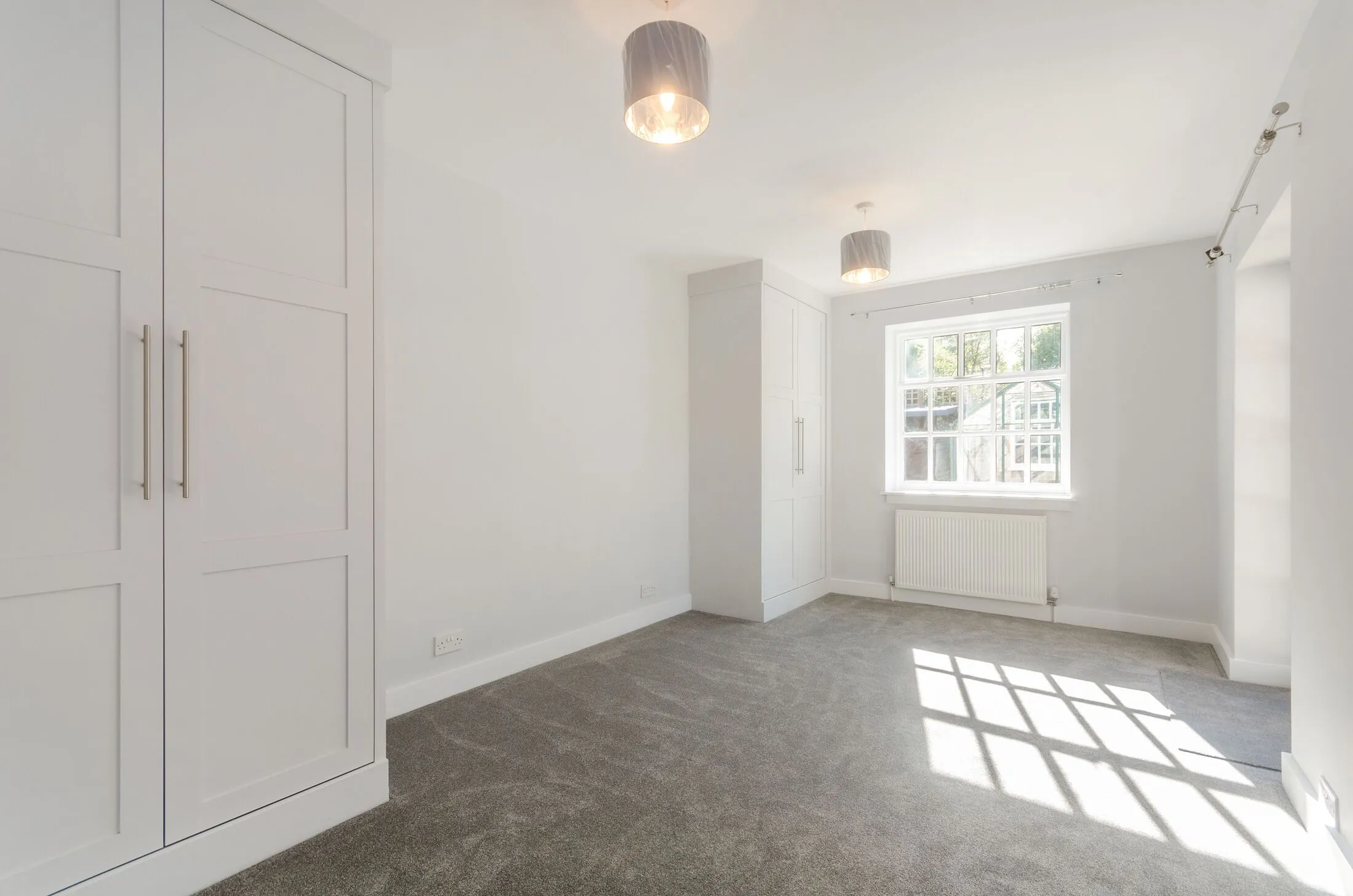 House Ravenswood Court in Greater London