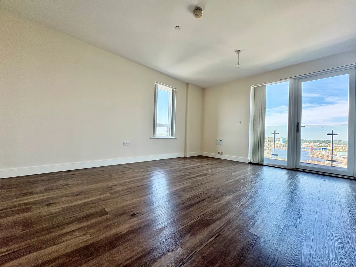 Flat Pearl Lane in Gillingham