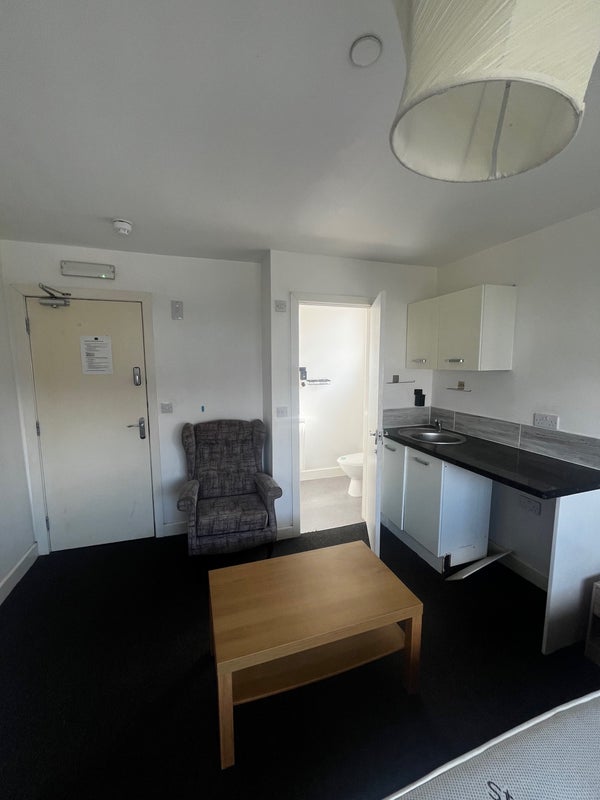 Room Tower Road in Bournemouth