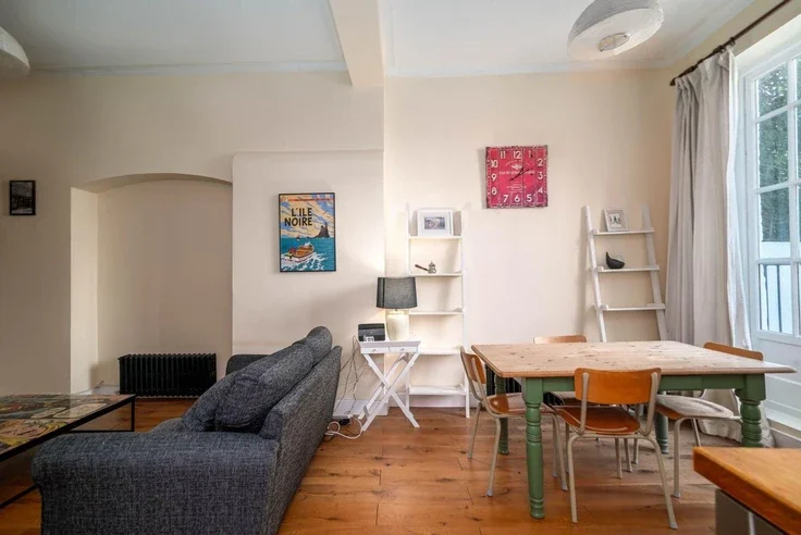 Flat John Ruskin Street in Greater London
